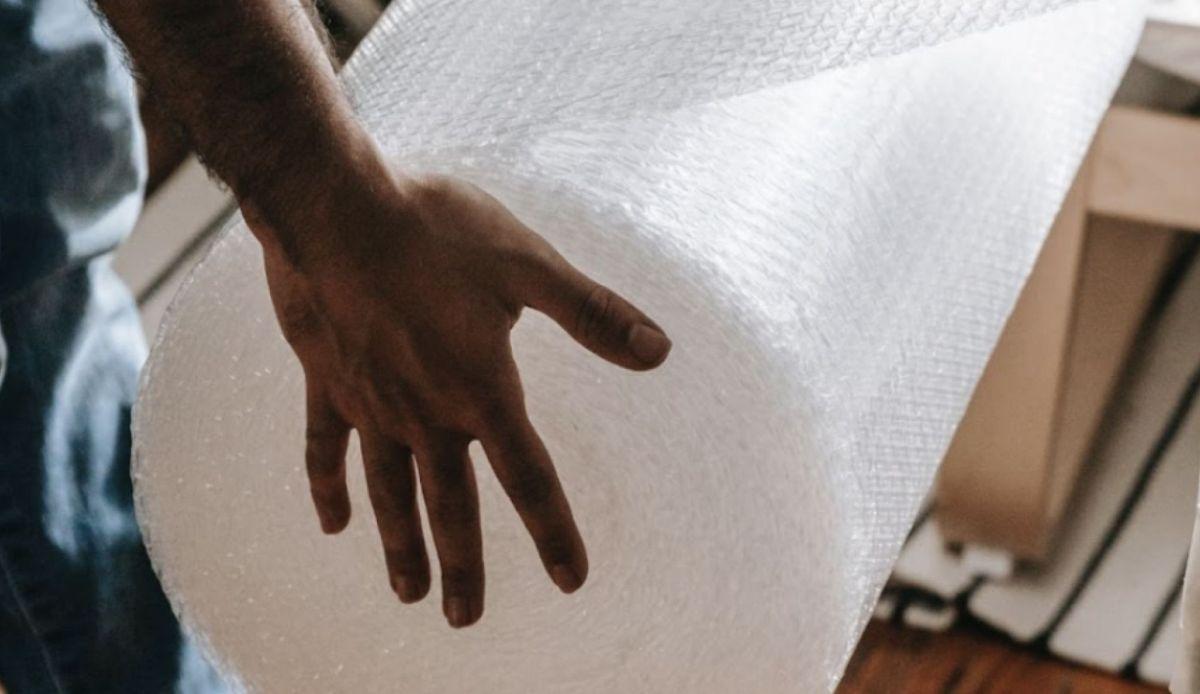 Tips and Tricks for Packaging Artwork Like a Pro