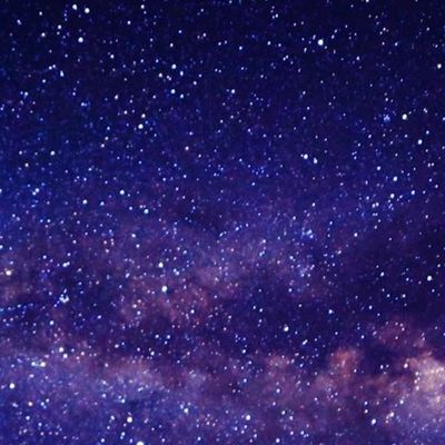 Galaxy girly vibe artist